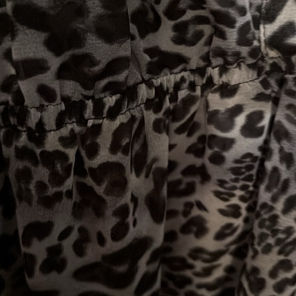 Venus ladies animal print blouse - Picture 6 of 13